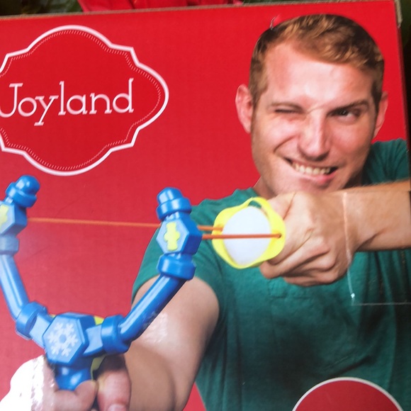 Snowball slingshot. - Picture 2 of 8